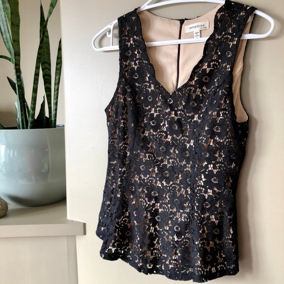 Lace Subtle Peplum Top - Picture 1 of 2